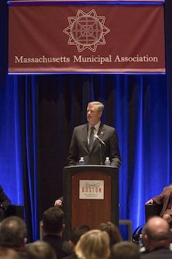 Mass Governor Charlie Baker addresses crowd at 2016 MMA Annual Meeting and Trade Show