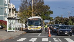 Arlington pilots bus-only lane to reduce traffic