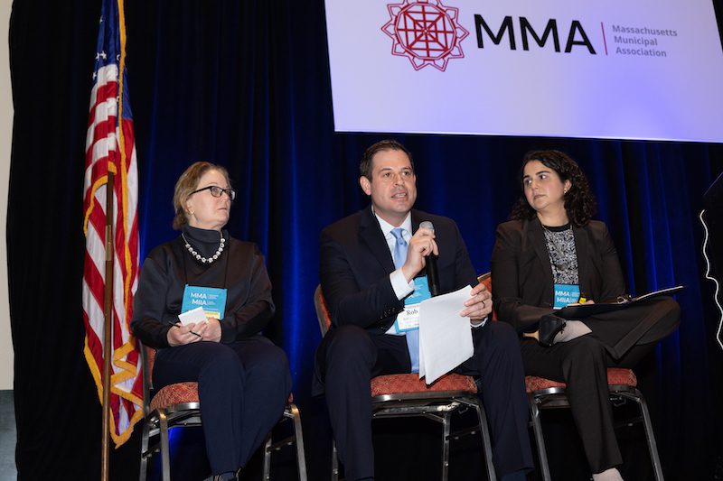 MSA holds Business Meeting, discusses flag flying policies