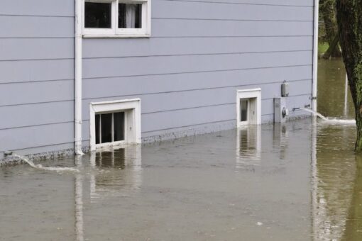 Cities, towns can take steps to mitigate losses from flooding